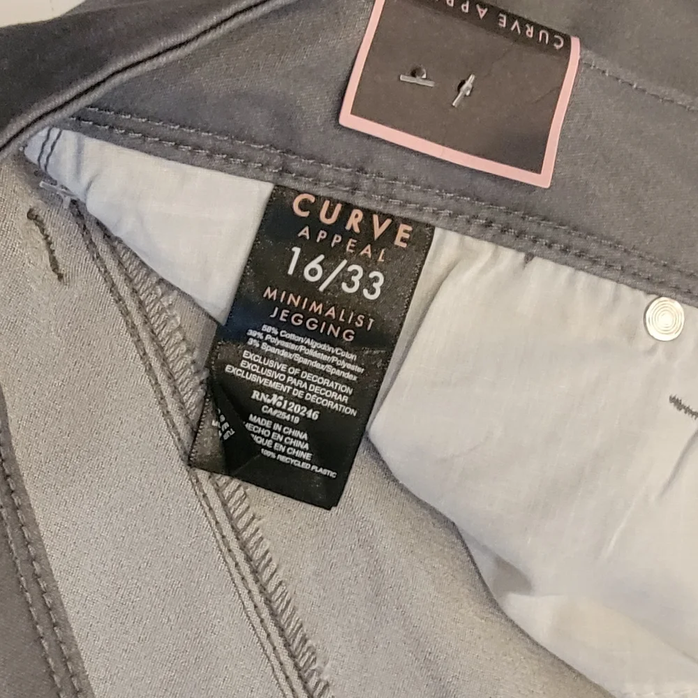 Chic Gray Pants/Jeggings - Picture 7 of 10